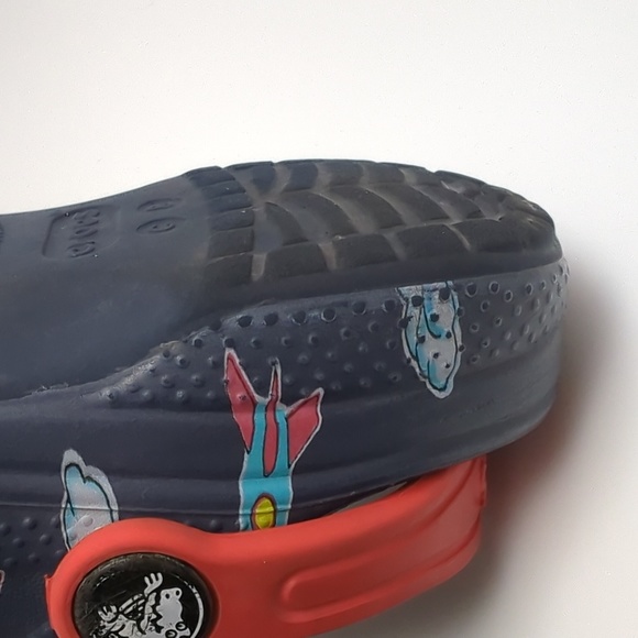 Crocs Rocket Classic Graphic Clog Shoes - C8 - Picture 10 of 11